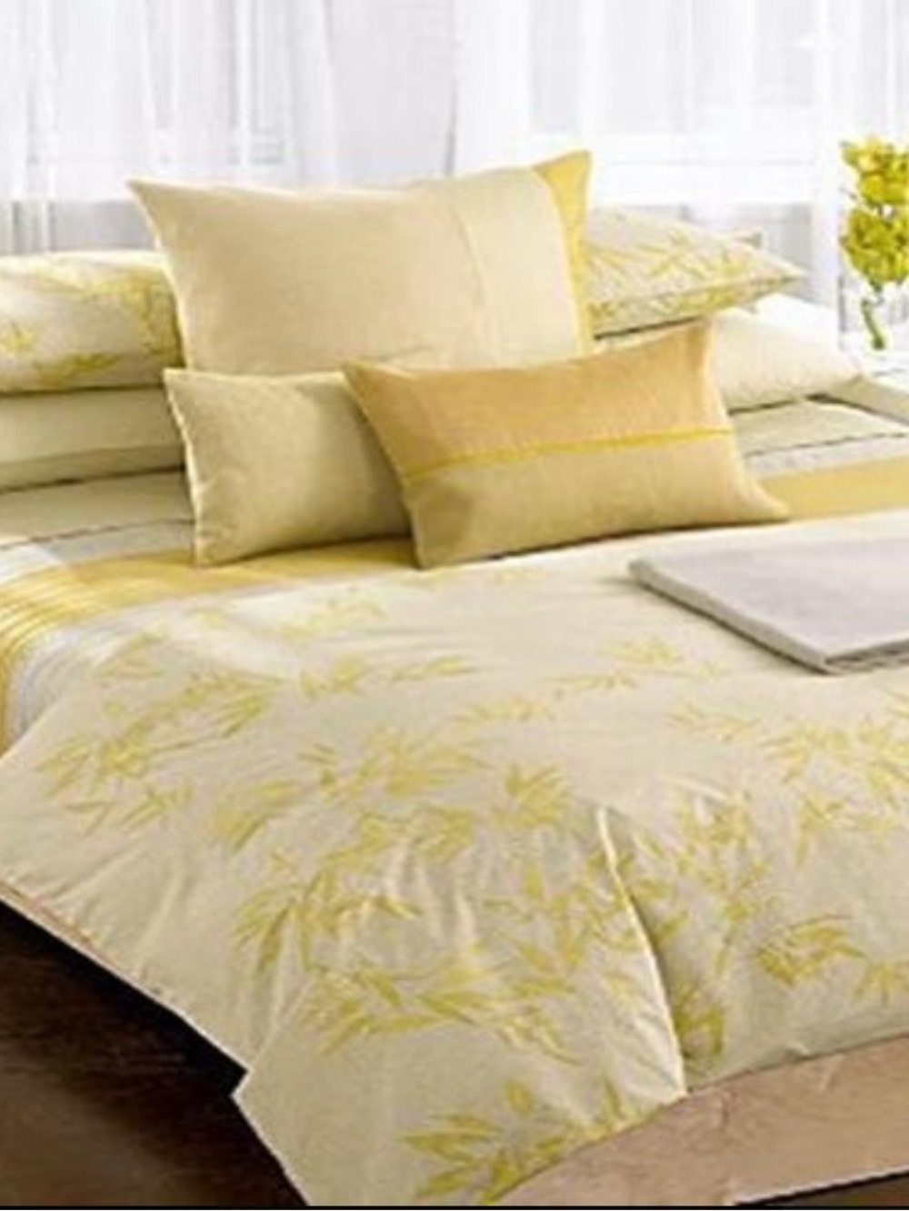 Calvin Klein Home Moso Leaves Endive Queen Duvet Cover